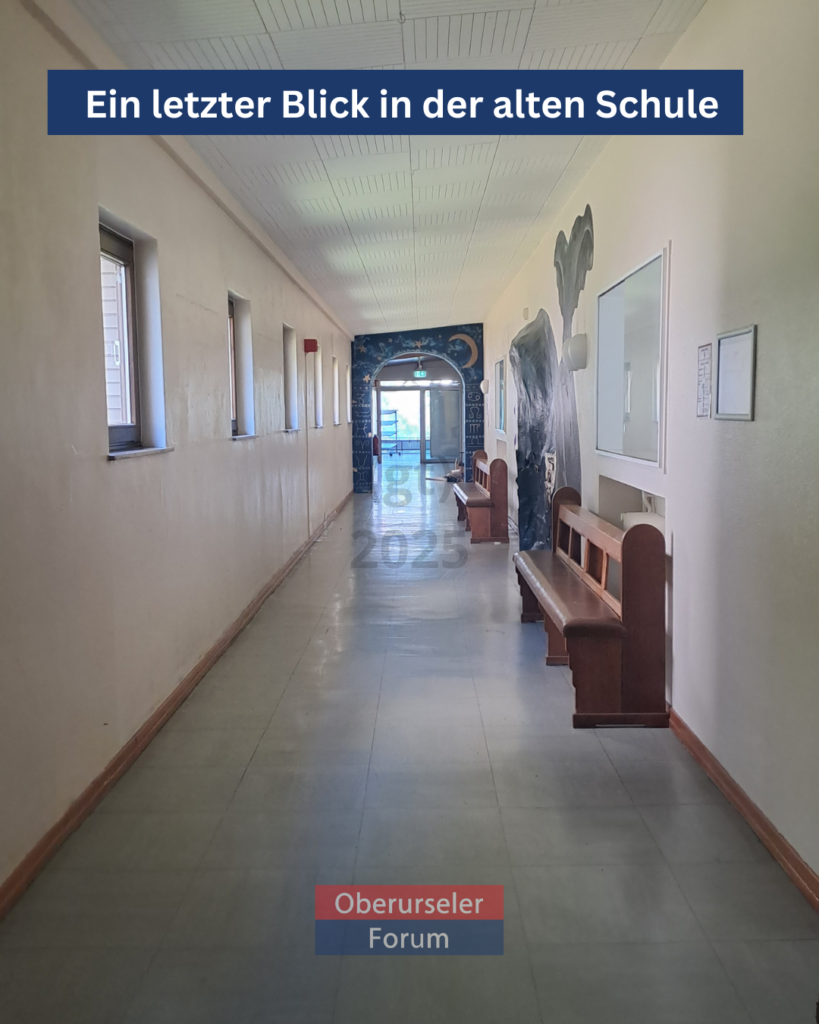 Ein letzter Blick in der alten Schule